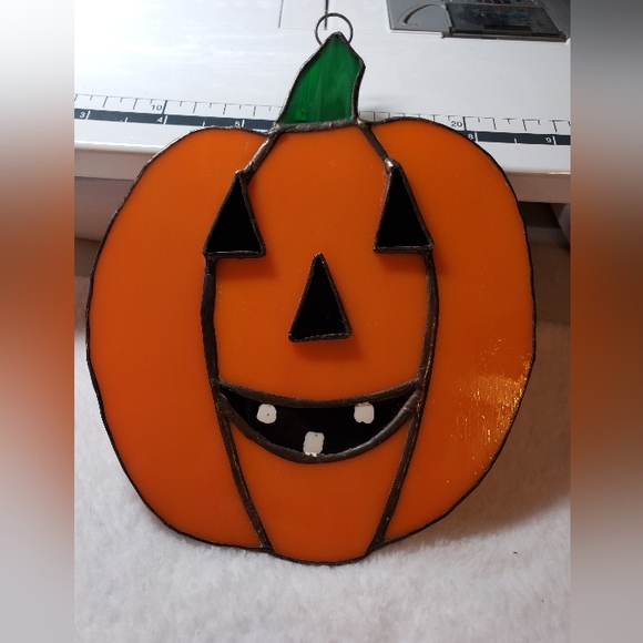 Stained Glass Pumpkin - Picture 9 of 10